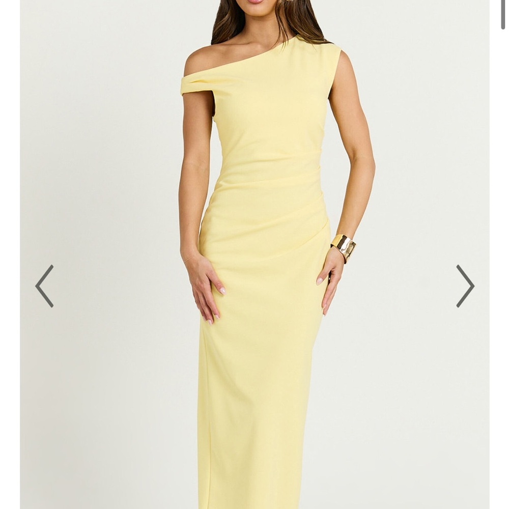 NWT Showpo Butter Yellow Dress